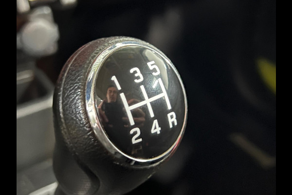 Suzuki Jimny 1.5 Stijl | Xenon | Cruise & Climate c. | Navigatie | DAB | Trekhaak