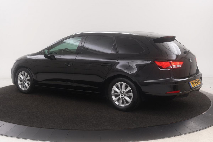 Seat Leon 1.0 TSI Style Intens | Carplay | Navigatie | Keyless | Climate control | PDC | Cruise control | Bluetooth | Getint glas