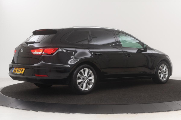 Seat Leon 1.0 TSI Style Intens | Carplay | Navigatie | Keyless | Climate control | PDC | Cruise control | Bluetooth | Getint glas