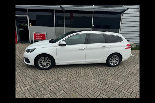 Peugeot 308 SW 1.2 PureTech Blue Lease Premium Panodak/NL-auto/camera