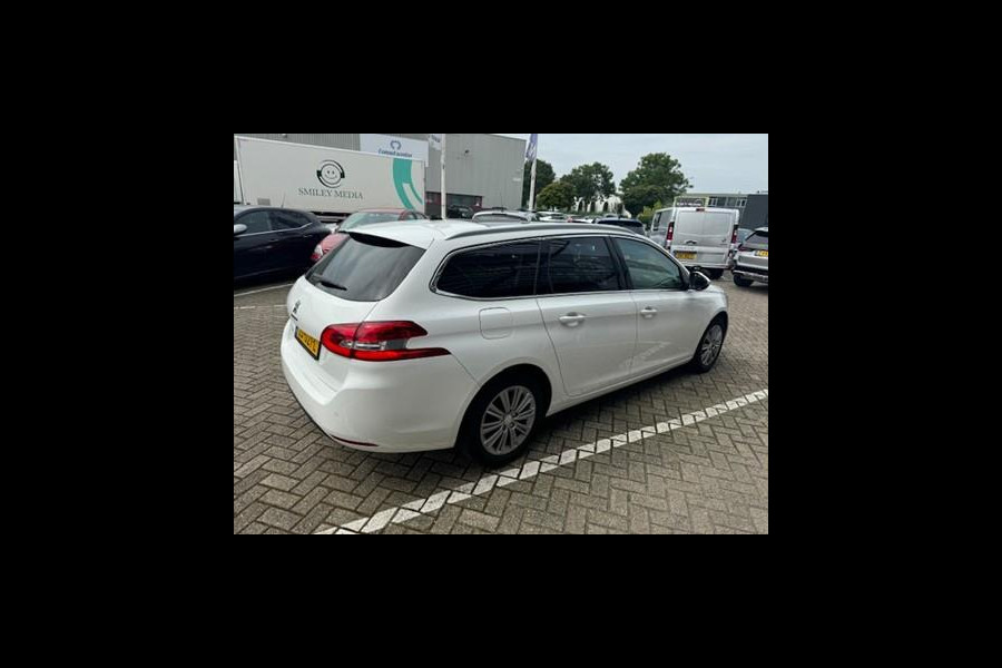 Peugeot 308 SW 1.2 PureTech Blue Lease Premium Panodak/NL-auto/camera