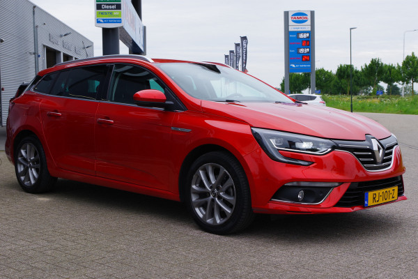 Renault MEGANE Estate 1.2 TCe 131 PK Bose, Cruise Control, Navigatie, Leder, Head-up, Camera, Trekhaak