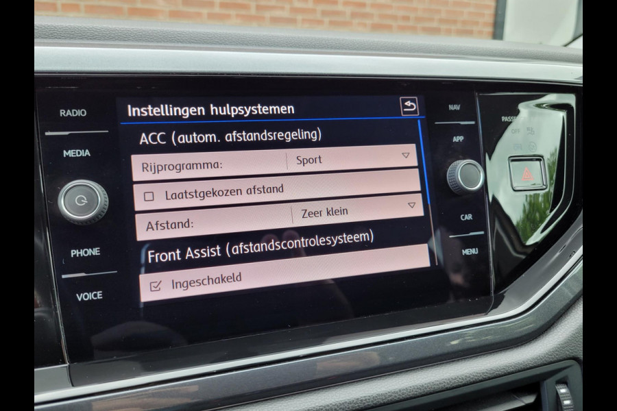 Volkswagen Polo 1.0 TSI Highline, Adaptive Cruise, Carplay, LED (NL-auto met NAP)