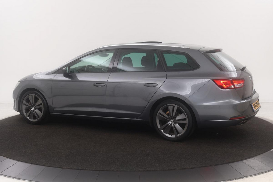 Seat Leon 1.4 TSI FR Dynamic | Panoramadak | Stoelverwarming | Full LED | Navigatie | Leder/Alcantara | Climate control | Cruise control