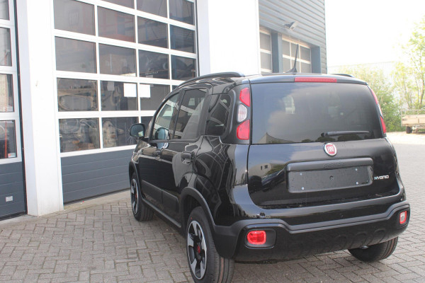 Fiat Panda Hybrid Cross | MY24 | Airco | Bluetooth Dakrails | LED | PDC | Uit voorraad leverbaar !