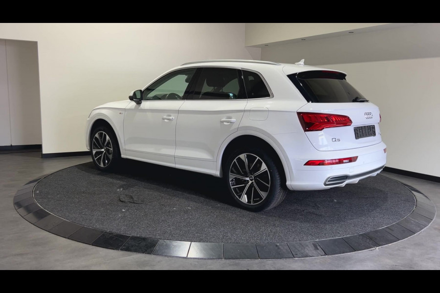 Audi Q5 50 TFSIe quattro S edition | Stoere Audi met S line exterieur |