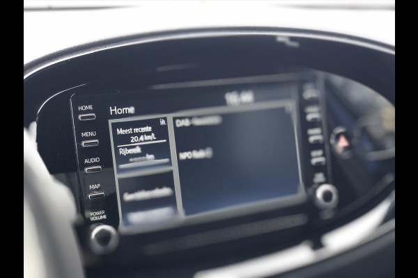Toyota Aygo X 1.0 VVT-i Pulse | Automaat, Bi-tone, Stoelverwarming, Apple-carplayy/Android-Auto