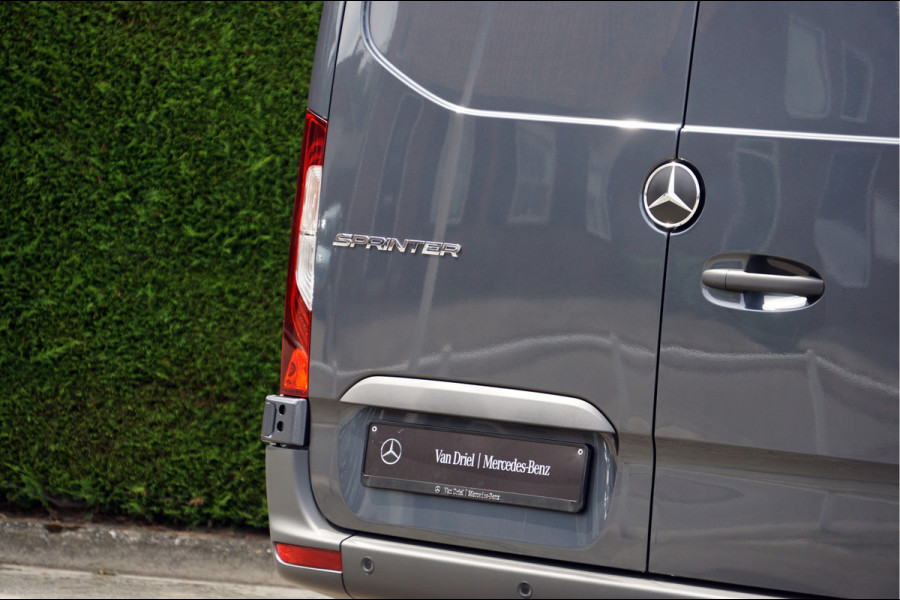 Mercedes-Benz Sprinter Sprinter 317 L2H2 PRO RWD | Trekhaak 3,5t LED Dodehoek Camera