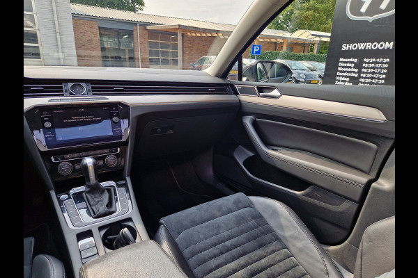 Volkswagen Passat Variant 1.5 TSI Highline Business R VIRTUAL / DYNAUDIO / PANO / VOL !!!!