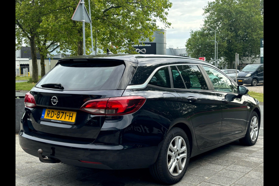 Opel Astra Sports Tourer BWJ 10-2017 | 1.6 CDTI 111PK Business+ | CLIMA | CAMERA A | SPORTSTOELEN | CARPLAY | TREKHAAK | WINTERPAKKET |