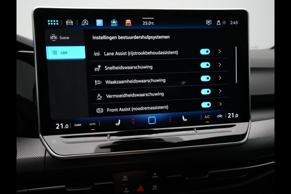 Volkswagen GOLF Variant 1.5 eTSI 116 7DSG R-Line Edition | 'App-Connect' draadloze smartphone integratie | Achterbank in ongelijke delen neerklapbaar incl. middenarmsteun en doorlaadmogelijkheid | Afstandscontrolesysteem (Front Assist)