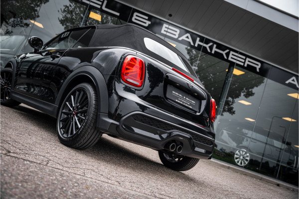 MINI Cabrio 2.0 Cooper S MINI Yours - Driving Ass. - 17inch Garantie tot 04-2028!