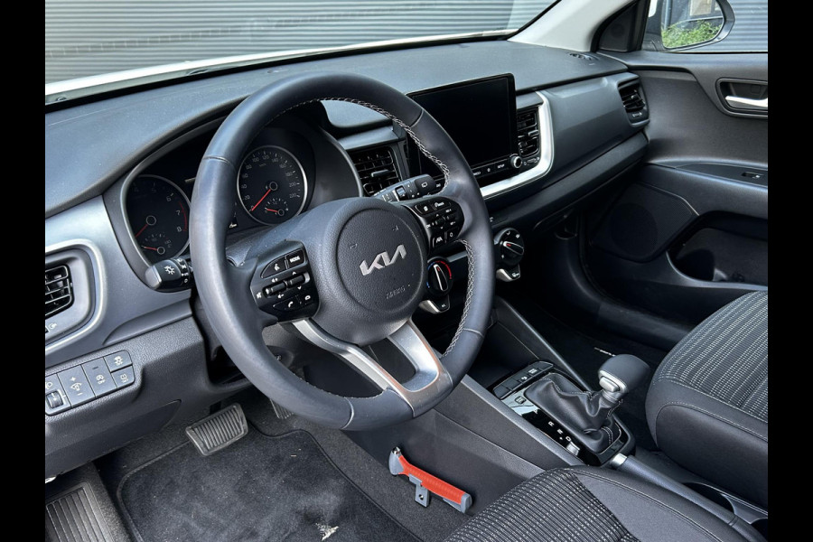 Kia Stonic 1.0 T-GDi MHEV DynamicLine / AUTOMAAT / CARPLAY /