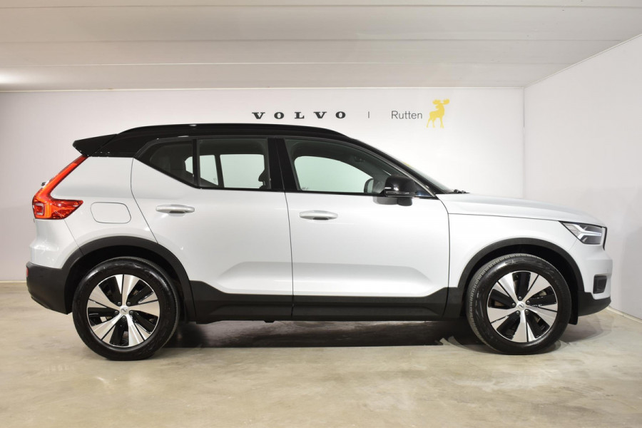 Volvo XC40 T4 211PK Automaat Recharge R-Design Expression / Intellisafe / Blis / Elektrische stoelen / Trekhaak