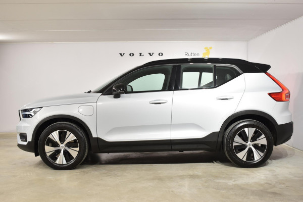 Volvo XC40 T4 211PK Automaat Recharge R-Design Expression / Intellisafe / Blis / Elektrische stoelen / Trekhaak