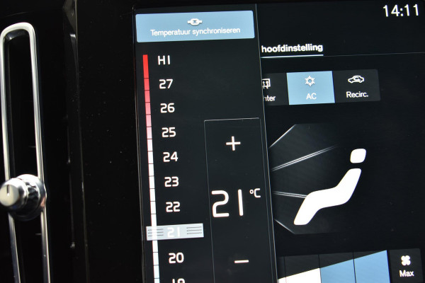 Volvo XC40 T4 211PK Automaat Recharge R-Design Expression / Intellisafe / Blis / Elektrische stoelen / Trekhaak