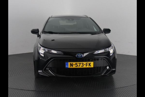 Toyota Corolla Touring Sports 1.8 Hybrid Dynamic | Apple Carplay & AndroidAUTO | Stoelverwarming | Parkeersensoren |