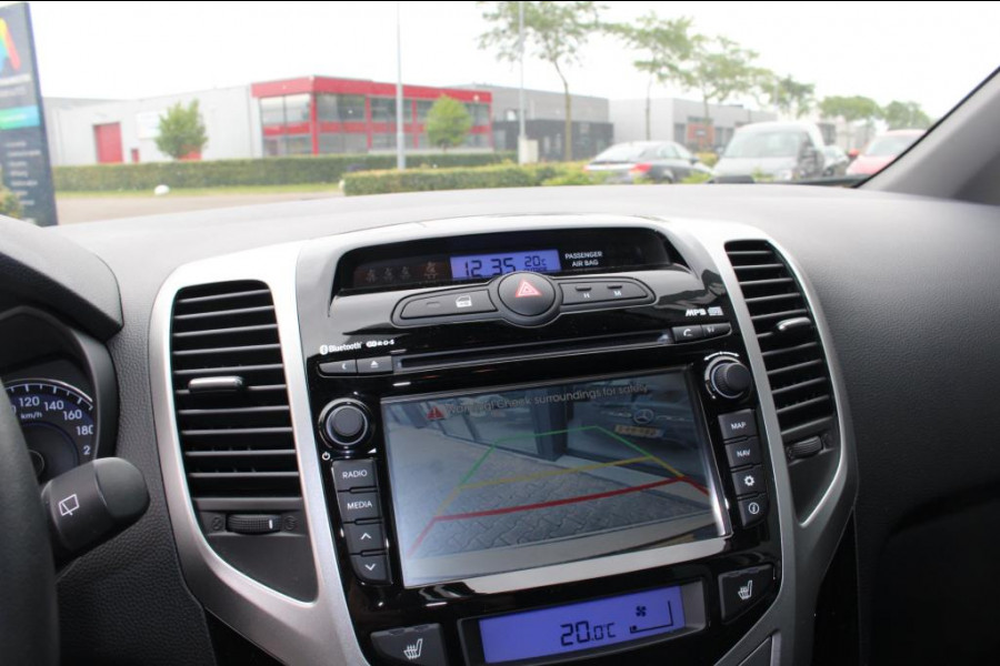 Hyundai ix20 1.6i Go! Cruisecontrole Camera Navigatie Rijklaar incl 12 maanden bovag
