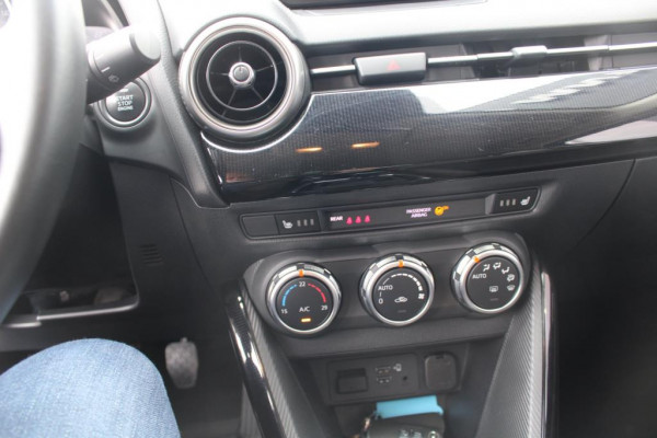 Mazda 2 1.5 Skyactiv-G Style Selected Camera Apple Carplay Rijklaar met bovag garantie