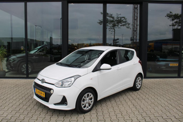 Hyundai i10 1.0i Comfort Navigatie/Cruisecontrole 12 maanden bovag garantie Prijs is rijklaar