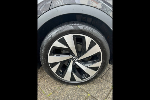 Volkswagen ID.4 Pro 77 kWh | Panorama dak | 20 inch | Wordt Verwacht!