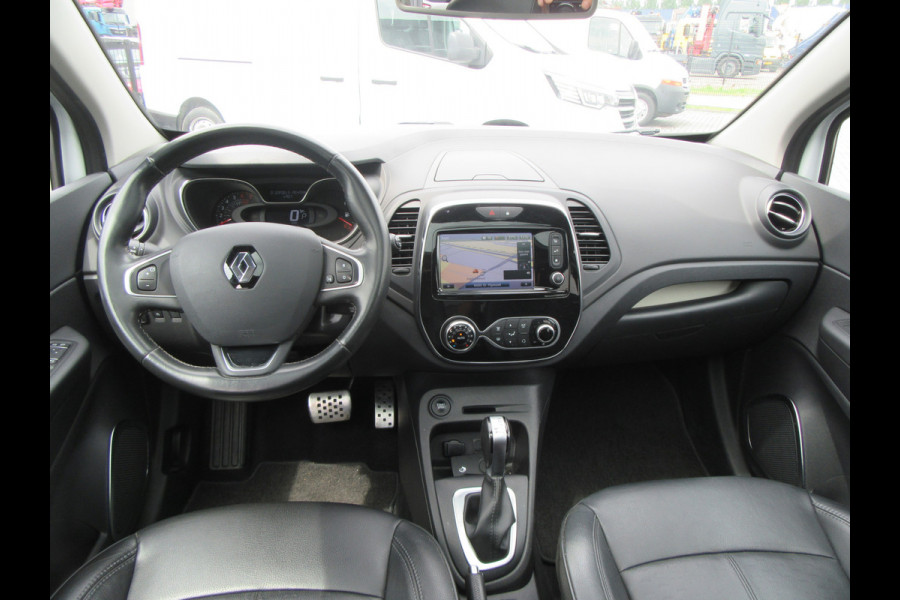 Renault Captur 1.2 TCe Crossborder Automaat, Leder, Dak, Trekhaak