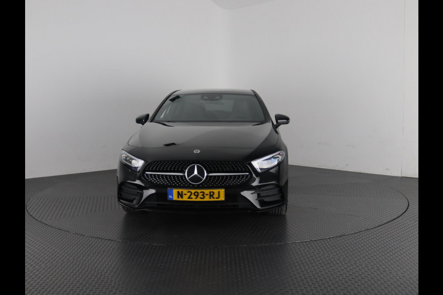 Mercedes-Benz A-Klasse 250 e PREMIUM PLUS AMG 1e EIGENAAR. NL AUTO ! NIEUW 53.000,-