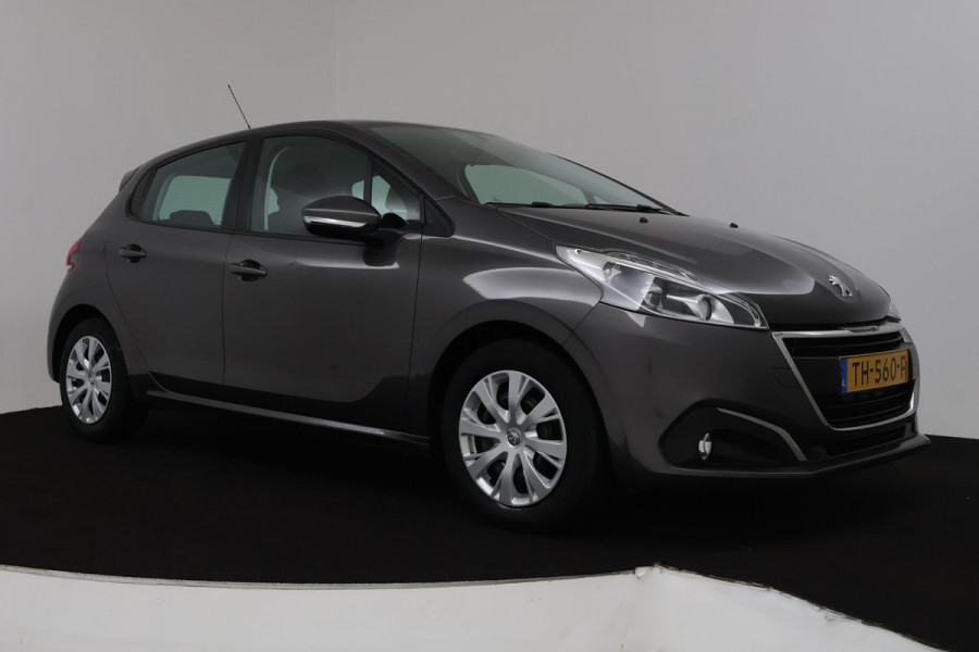 Peugeot 208 1.2 PureTech Blue Lease Executive (NAVIGATIE, PARKEERSENSOREN, 1e EIGENAAR, GOED ONDERHOUDEN)