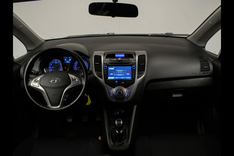 Hyundai ix20 1.4i Go! Sport (NAVI,CAMERA,AIRCO,BLUETOOTH,ELEKTRISCH PAKKET,SPORTSTOELEN,LM VELGEN,NETTE STAAT)