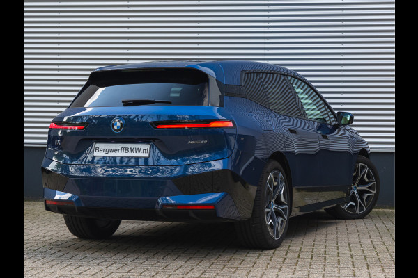 BMW iX xDrive50 - Luchtvering - Bowers & Wilkins - Pano - 112kWh