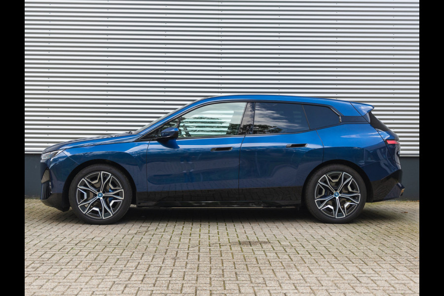 BMW iX xDrive50 - Luchtvering - Bowers & Wilkins - Pano - 112kWh