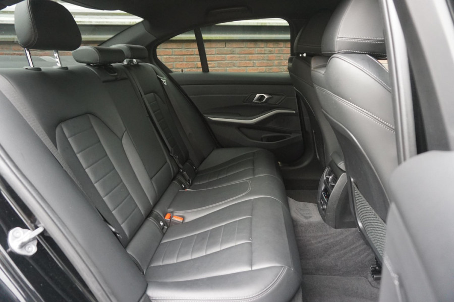 BMW 3-serie 330e eDrive Edition Zeer Compleet/Dealeronderhouden