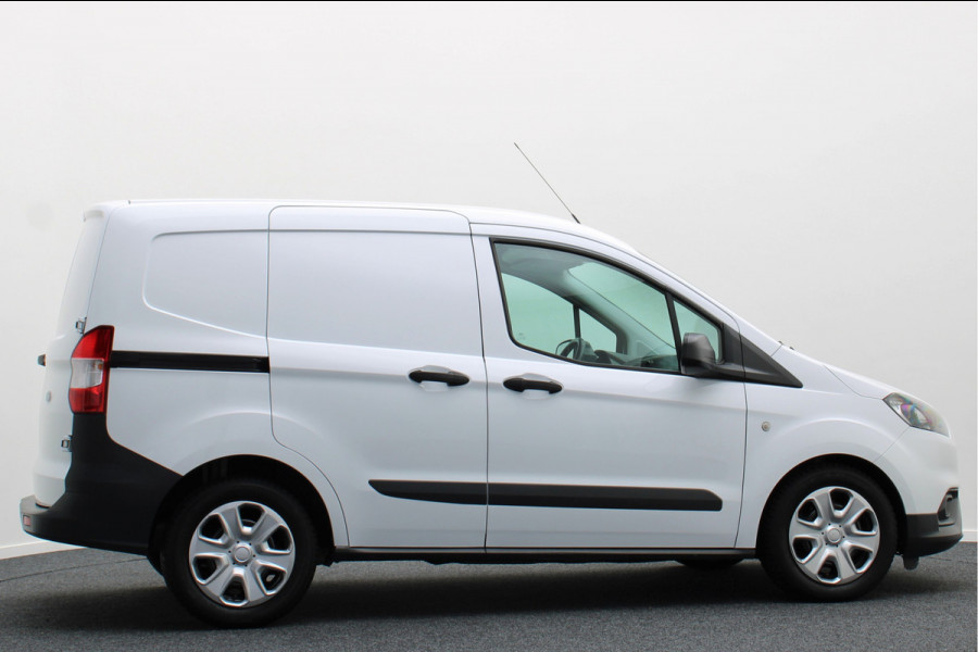 Ford Transit Courier 1.5 TDCI Trend Airco, Bluetooth, AUX/USB, Elektr. Pakket, Trekhaak