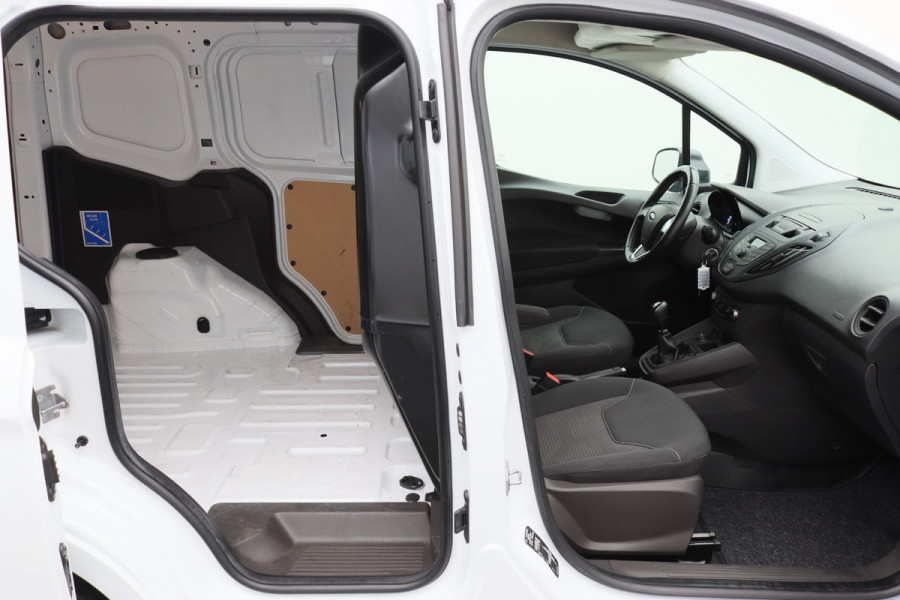 Ford Transit Courier 1.5 TDCI Trend Airco, Bluetooth, AUX/USB, Elektr. Pakket, Trekhaak