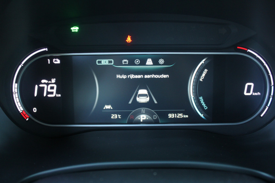 Kia e-Soul ExecutiveLine 64 kWh SUV Pack | Navi | Airco | Cruise | PDC | Camera | Heads Up Display | Leer | Dakdragers |