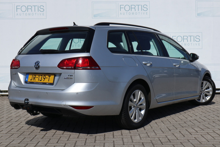 Volkswagen GOLF Variant 1.0 TSI Comfortline NL AUTO | NAVI | TREKHAAK | ECC | PDC VOOR & ACHTER |