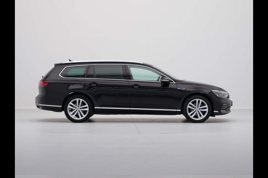 Volkswagen Passat Variant 1.4 TSI 218pk DSG PHEV GTE Business Navigatie Trekhaak Stuurverwarming Camera