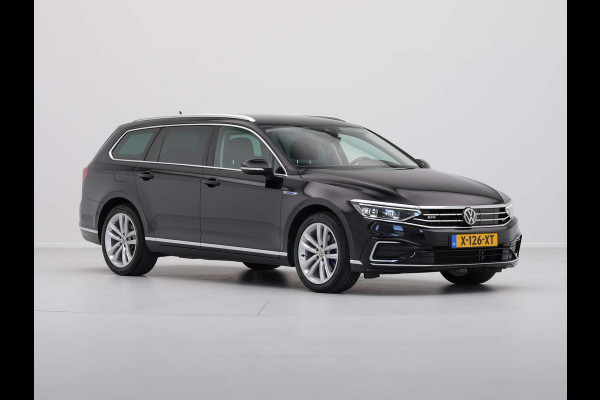 Volkswagen Passat Variant 1.4 TSI 218pk DSG PHEV GTE Business Navigatie Trekhaak Stuurverwarming Camera