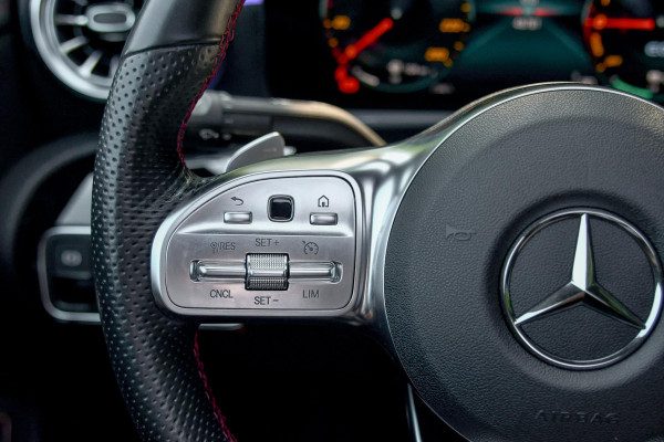 Mercedes-Benz CLA-Klasse 250 e AMG Plug-In, Pano, 360, BTW, Keyless, Dodeh, Sfeer, CarPlay!