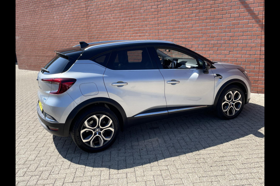 Renault Captur 1.6 E-Tech Plug-in Hybrid 160 Intens Navigatie Parkeersensoren Camera Cruise Control Stoelverwarming Ledverlichting Getinte ramen Climate Control