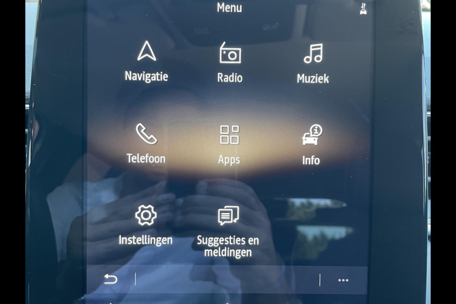 Renault Captur 1.6 E-Tech Plug-in Hybrid 160 Intens Navigatie Parkeersensoren Camera Cruise Control Stoelverwarming Ledverlichting Getinte ramen Climate Control