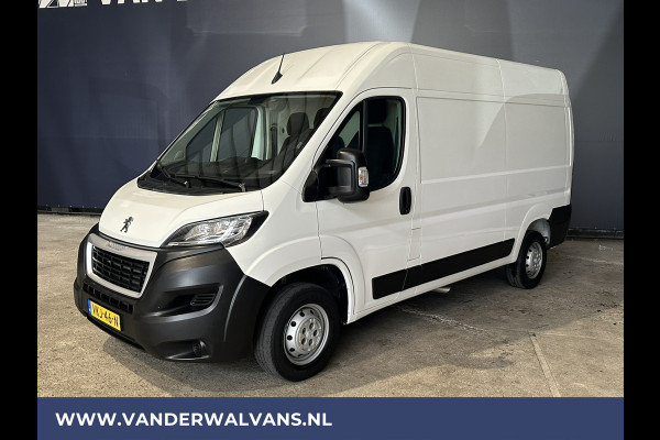 Peugeot Boxer 2.2 BlueHDi 140pk L2H2 Euro6 ** Airco | Navigatie | Camera | Cruisecontrol Trekhaak, Parkeersensoren, Bijrijdersbank, Bluetooth-telefonie