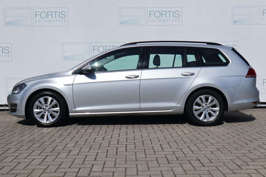 Volkswagen GOLF Variant 1.0 TSI Comfortline NL AUTO | NAVI | TREKHAAK | ECC | PDC VOOR & ACHTER |