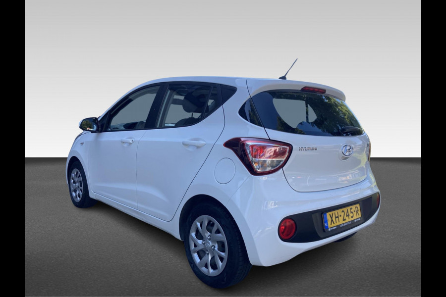 Hyundai i10 1.0i Comfort Airco Cruise Control 5 deurs Bluetooth Vierseizoensbanden