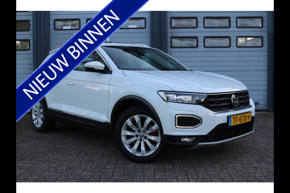 Volkswagen T-Roc 1.5 TSI Sport Xenon Led Panodak Virtual cockpit Navi 150pk!!!