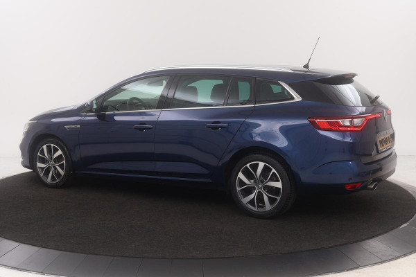 Renault Mégane 1.2 TCe Bose | 1e eigenaar | Camera | Park Assist | Carplay | Half leder | Massage | Keyless | Navigatie