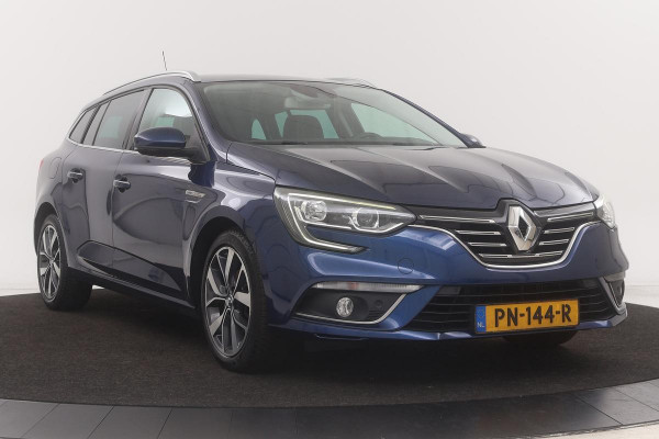 Renault Mégane 1.2 TCe Bose | 1e eigenaar | Camera | Park Assist | Carplay | Half leder | Massage | Keyless | Navigatie