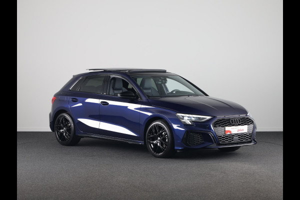 Audi A3 Sportback 35 TFSI S edition 150pk S-tronic | Panoramadak | Afgevlakt sportstuur | 18inch velgen