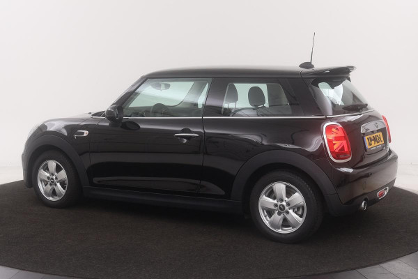 MINI Cooper 1.5 | 63.000km NAP | Stoelverwarming | Full LED | Camera | Bluetooth | Airco