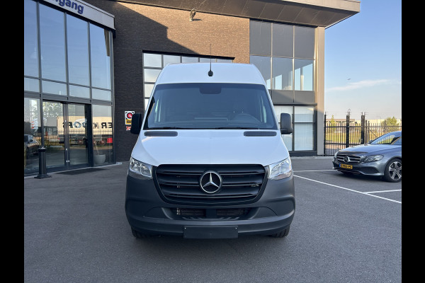 Mercedes-Benz Sprinter 317 CDI L2 H2 9G-TRONIC / 2800KG Trekhaak / MBUX / Carplay navigatie / Camera / Cruise control / Airco / 270 Graden achterdeuren